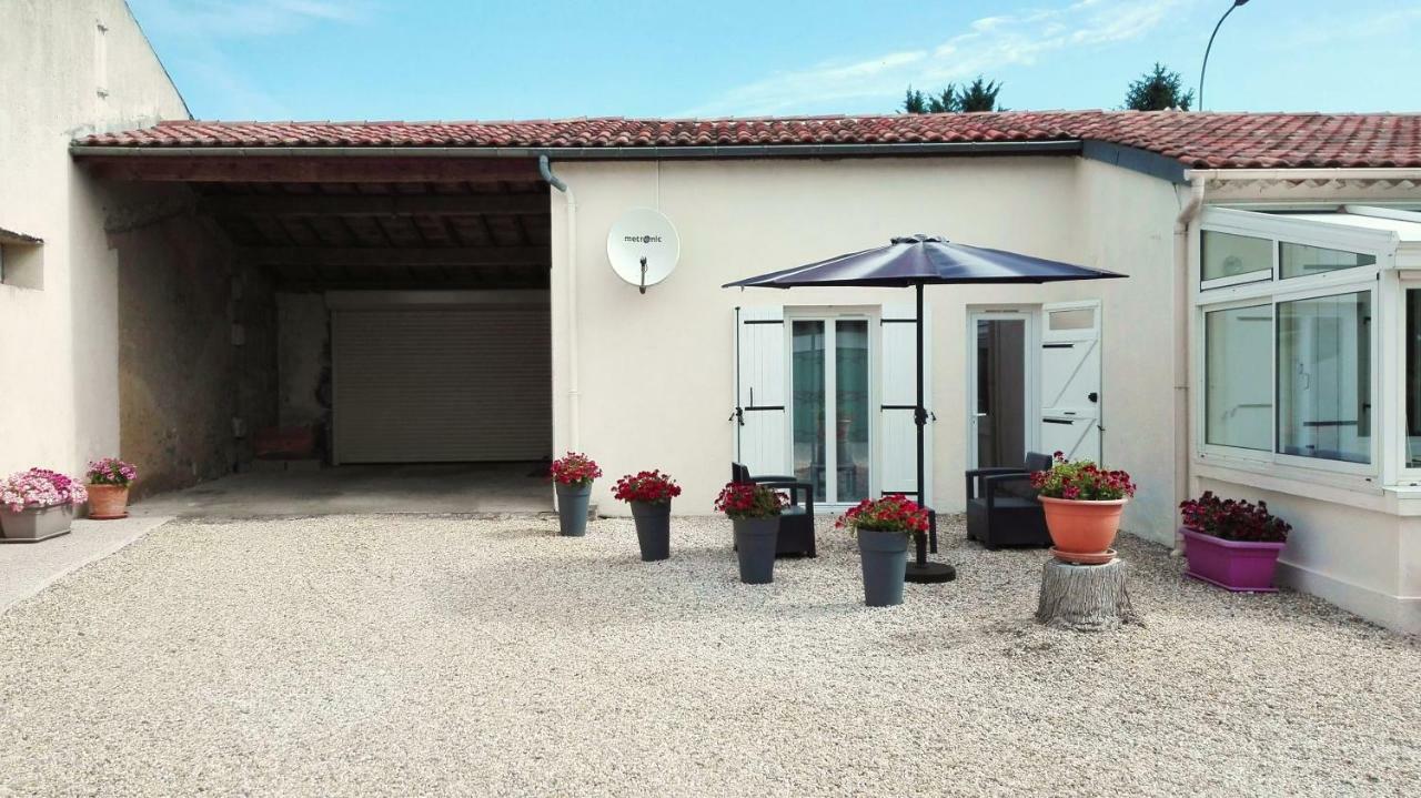 Gite L'Hirondelle Castelnau-de-Médoc Zewnętrze zdjęcie